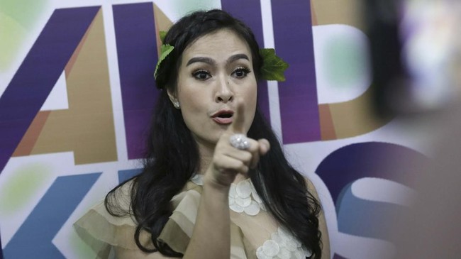 Presidium Gabungan Aksi Roda Dua menilai pernyataan Iis Dahlia tidak beretika karena menyinggung banyak pengemudi ojek online.
