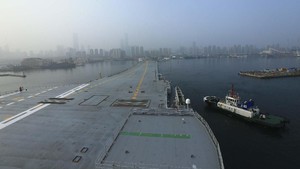 JS Izumo, Kapal Induk Siaga Perang Jepang dan China