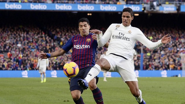 Sejumlah fakta menarik muncul jelang duel El Clasico antara Barcelona vs Real Madrid di Stadion Camp Nou, Kamis (19/12) dini hari WIB.