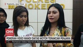 VIDEO: Pemeran Video Mandi di Atas Motor Terancam Penjara