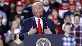 Presiden UFC Yakin Donald Trump Tonton Ferguson vs Gaethje