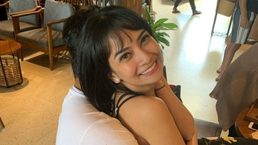 img-title Terpopuler: Suami Vanessa Angel hingga Ahmad Dhani Buat Buku