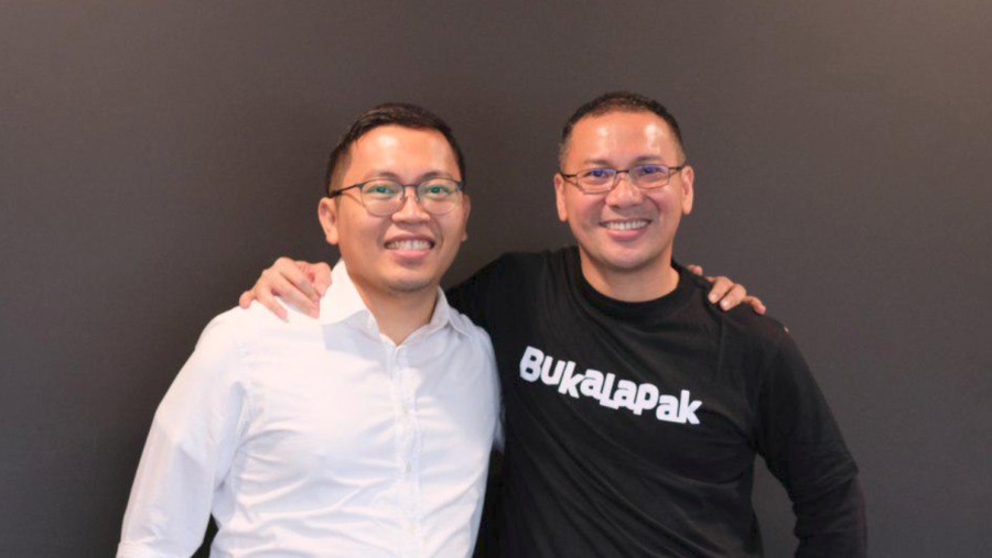 CEO Bukalapak Mundur setelah 10 Tahun, Ini Dia CEO Pengganti Ahmad Zaky Achmad Zaky mengumumkan mundur dari kursi CEO Bukalapak.
