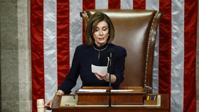 Nancy Pelosi, dari Ibu Rumah Tangga hingga Ketua DPR AS