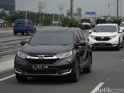 Pasarnya Lagi Turun, Honda CR-V Paling Mahal Jadi Mobil Terlaris
