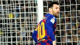 18 April, Saat Messi Menjiplak Maradona