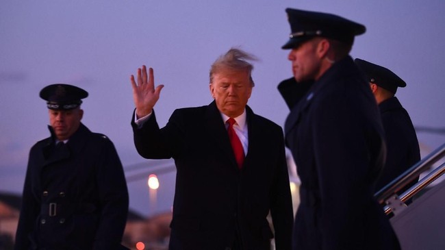 Pemimpin Korut, Kim Jong-un, menggelar rapat jelang tenggat dialog denuklirisasi dengan AS sampai Presiden AS Donald Trump frustasi.