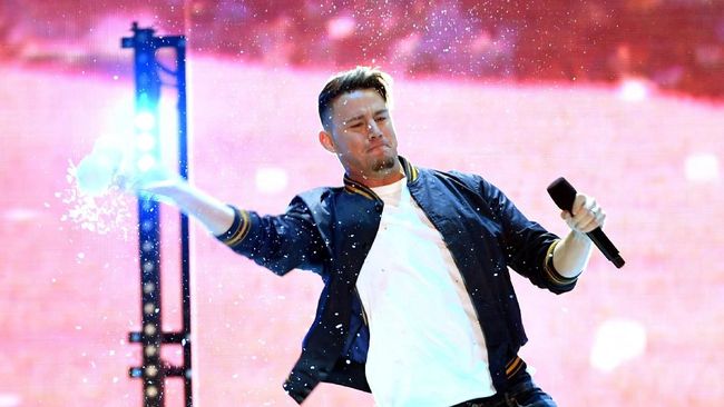 Tak lama usai dikabarkan putus dari Jessie J, Channing Tatum diketahui sudah 'bergerilya' di aplikasi kencan populer Raya dengan memamerkan foto-foto seksi.