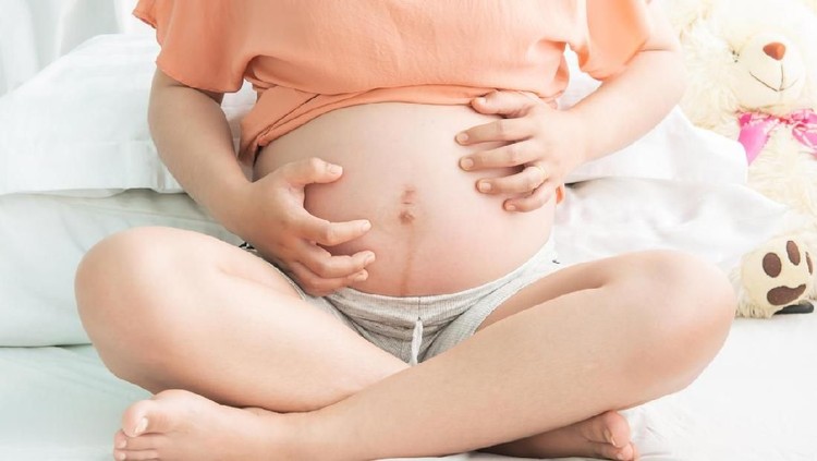 Ilustrasi Ibu Hamil Itching woman is pregnant Skin problems and pores in teenagers