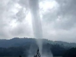 Puting Beliung Terjadi di Sidrap Sulsel