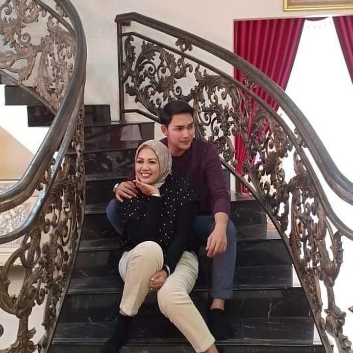 <p>Banyak netizen yang memuji penampilan baru Elly Sugigi. Mereka mengatakan bahwa Elly nampak lebih cantik. (Foto: Instagram @ellysugigi_real_)</p>