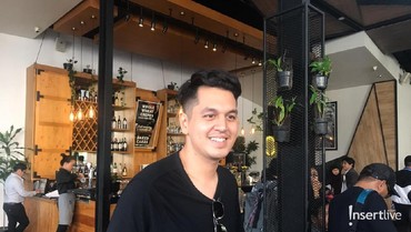 img-title Main Film 'Temen Kondangan', Kevin Julio Jadi Perusak Pernikahan Orang