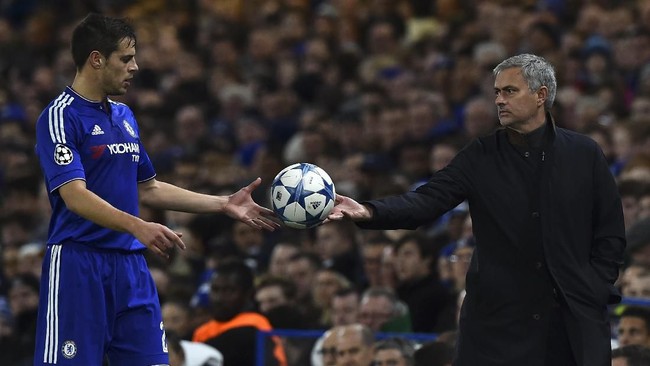Laga Tottenham Hotspur vs Chelsea, Minggu (22/12), menjadi pertandingan terbesar pada jadwal Liga Inggris pekan ke-18.