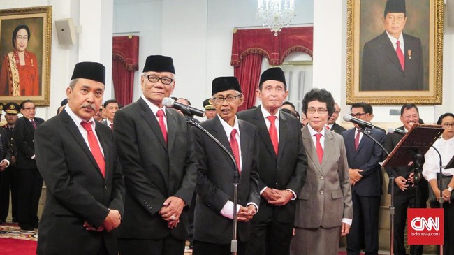 Dewan Pengawas KPK akan bekerja sampai empat tahun ke depan dengan sejumlah tugas dan kewenangan seperti yang diatur dalam UU KPK.