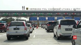 VIDEO: Arus Kendaraan Via GT Cikampek Mulai Meningkat