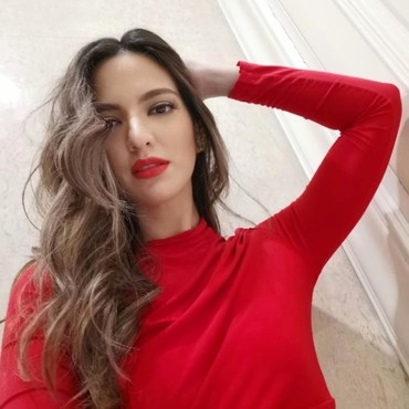 Genap Berusia 30 Tahun, Nia Ramadhani Dapat Kejutan Lewat Video Call