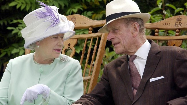 Pangeran Philip yang merupakan suami dari Pemimpin Kerajaan Inggris, Ratu Elizabeth, meninggal pada usia 99 tahun.