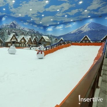 Libur Telah Tiba, Serunya Bermain Salju di Trans Snow World Bintaro