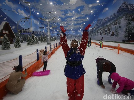 Promo Spesial Trans Snow World Bintaro Bulan April, Jangan Terlewat Bun