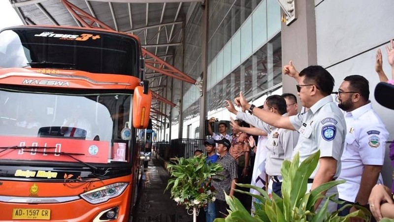 Kementerian Perhubungan melalui Direktorat Jenderal Perhubungan Darat bekerja sama dengan PT Jasa Raharja untuk ketiga kalinya melaksanakan Mudik Gratis Natal