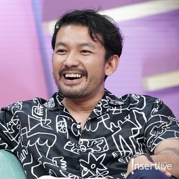 Rio Dewanto Tolak Adegan Panas karena Ketulah Omongan Sendiri