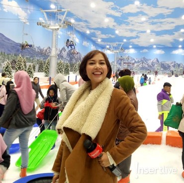 Libur Telah Tiba, Ribuan Pengunjung Padati Trans Snow World Bintaro