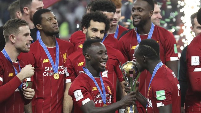 Dalam 24 jam terakhir, berita kedatangan Shin Tae Yong ke Indonesia dan Liverpool yang terkena badai cedera jelang boxing day menjadi berita yang menarik.