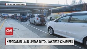 VIDEO: Tol Jakarta-Cikampek Mulai Dipadati Kendaraan