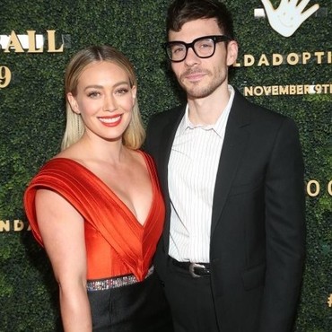 Hilary Duff Dikira Hamil Lagi, Suami Beri Tanggapan