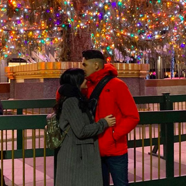 <p>Tak terasa, pernikahan Asmirandah dan Vanno kini sudah berjalan enam tahun ya, Bunda. Hingga kini, mereka masih menikmati masa-masa berdua karena belum dikaruniai momongan. (Foto: Instagram @asmirandah89)</p>