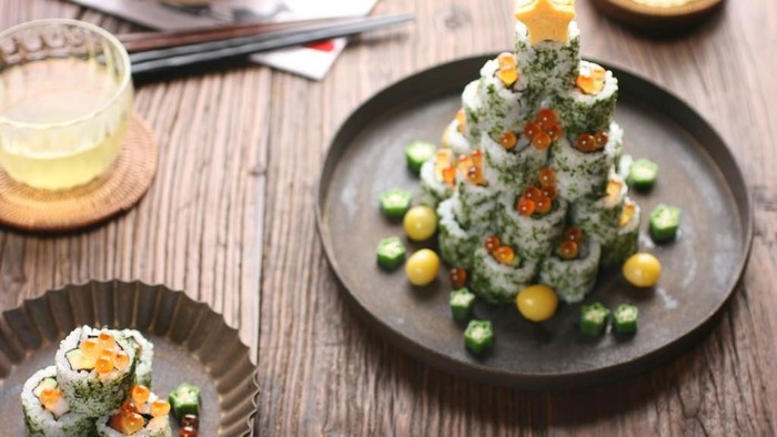 Kolaborasi antara UMKM dan seniman lokal semakin populer karena mampu menghadirkan pengalaman belanja yang lebih personal dan menarik bagi konsumen.