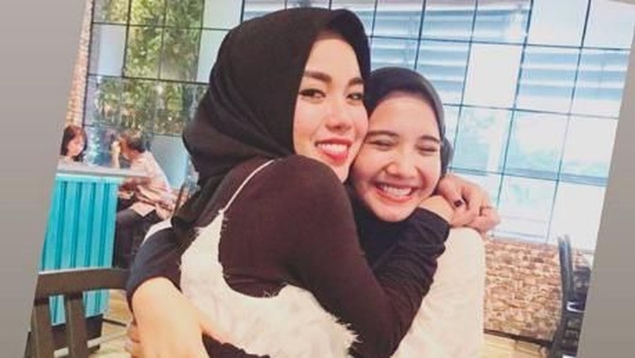 Medina Zein, Zaskia Sungkar Medina Zein Ucapkan Ultah ke Zaskia Sungkar, Sudah Baikan?