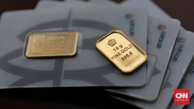 Harga jual emas Antam naik Rp7.000 ke Rp1,042 juta per gram pada perdagangan Jumat (13/1) pagi.