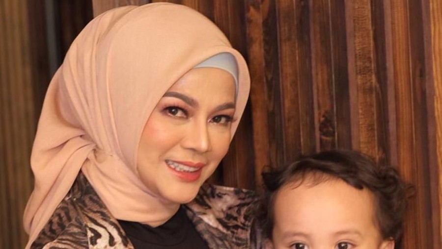 3. Viens Tasman Simak lima nenek terseksi yang awet muda meski sudah punya cucu.