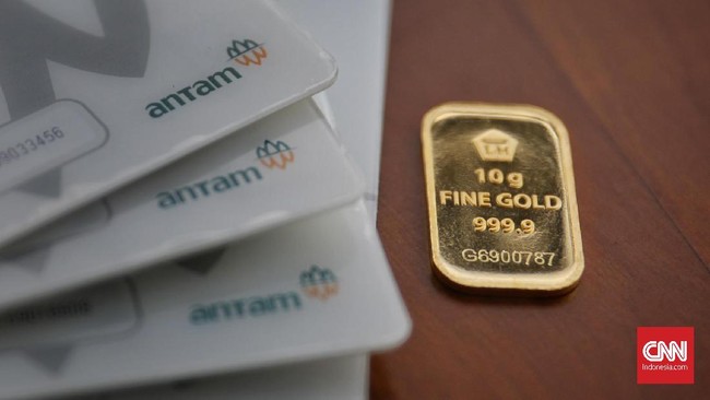 Harga emas Antam turun Rp3.000 per gram ke posisi Rp957 ribu pada Rabu (9/6).