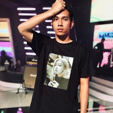 Tuai 'Ancaman' Edit Foto Rose BLACKPINK, Penyanyi Ini Beri Klarifikasi