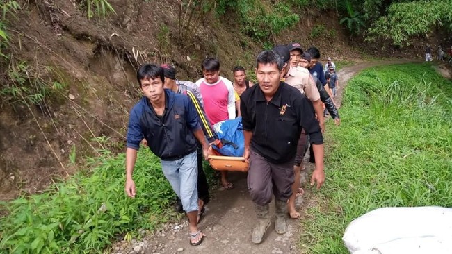 Korban tewas dari insiden bus Sriwijaya yang masuk jurang di Pagar Alam, Sumsel bertambah menjadi 26 orang, proses evakuasi masih terus dilakukan.