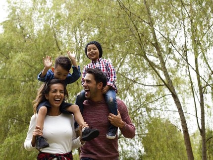 Sebelum Ajak Anak Liburan Long Weekend, Bunda Ingat 5 Hal Ini