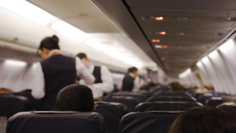 Berikut kontroversi terkait isu wanita diduga simpanan mantan bos Garuda Indonesia, Ari Askhara. Bahkan ada pramugari yang dicari Menteri Erick Thohir.