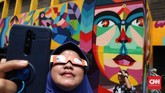 FOTO : Gerhana Matahari Cincin 2019 Indonesia dan beberapa negara di dunia menikmati peristiwa alam Gerhana Matahari Cincin yang berlangsung hari Kamis (26/12).
