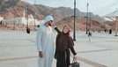 Mesra! 8 Momen Irish Bella & Ammar Zoni Saat Ibadah Umrah Pasangan Irish Bella dan Ammar Zoni saat ini sedang menjalani ibadah umrah di momen liburan akhir tahun ini. Berikut momen ibadah umrah mereka untuk Insertizen.