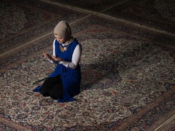 Bacaan Dzikir Petang, Amalan Harian yang Banyak Keutamaan