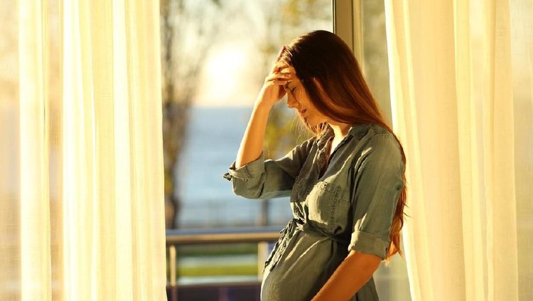 Gerhana Matahari Sebabkan Cacat Lahir & Keguguran, Mitos atau Fakta? Hari ini ada gerhana matahari cincin. Katanya ibu hamil yang melihat gerhana bisa sebabkan janinnya jadi sumbing, tompel, hingga keguguran. Benar tidak ya?