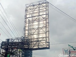 Pengelola Mal Minta Keringanan Pajak Reklame dan PBB