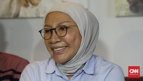 Viral Ratna Sarumpaet Keluar Pakai Mobil saat Nyepi di Bali