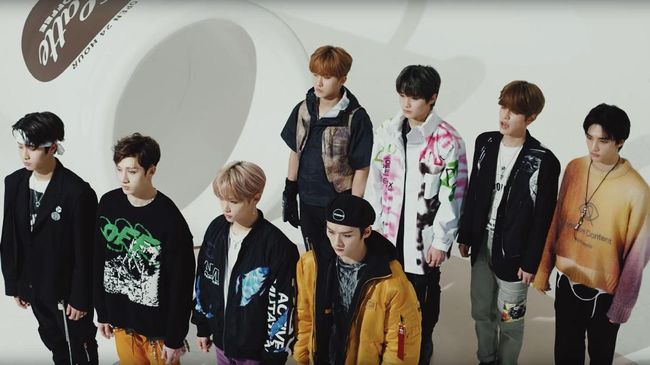 Stray Kids akan comeback dalam waktu dekat melalui album baru yang kini sedang dipersiapkan oleh boyband itu untuk para penggemar.