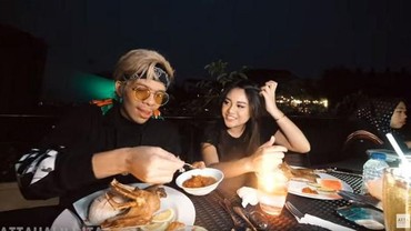 img-title Aurel Hermansyah dan Atta Halilintar Berencana Menikah Tahun Ini