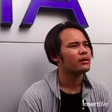 Calvin Dores Lelang Gitar Alm Deddy Dores Untuk Pengobatan Ibunya