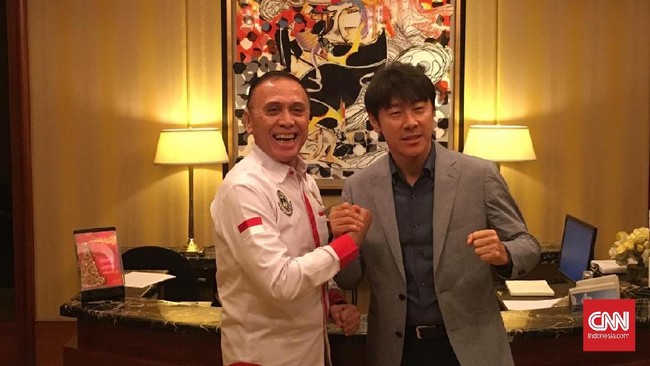 Ketua Umum PSSI Mochamad Iriawan memastikan Shin Tae Yong akan menjalani cuti satu bulan dari kegiatan Timnas Indonesia.