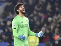Alisson Kunci Liverpool Menang Telak atas Southampton